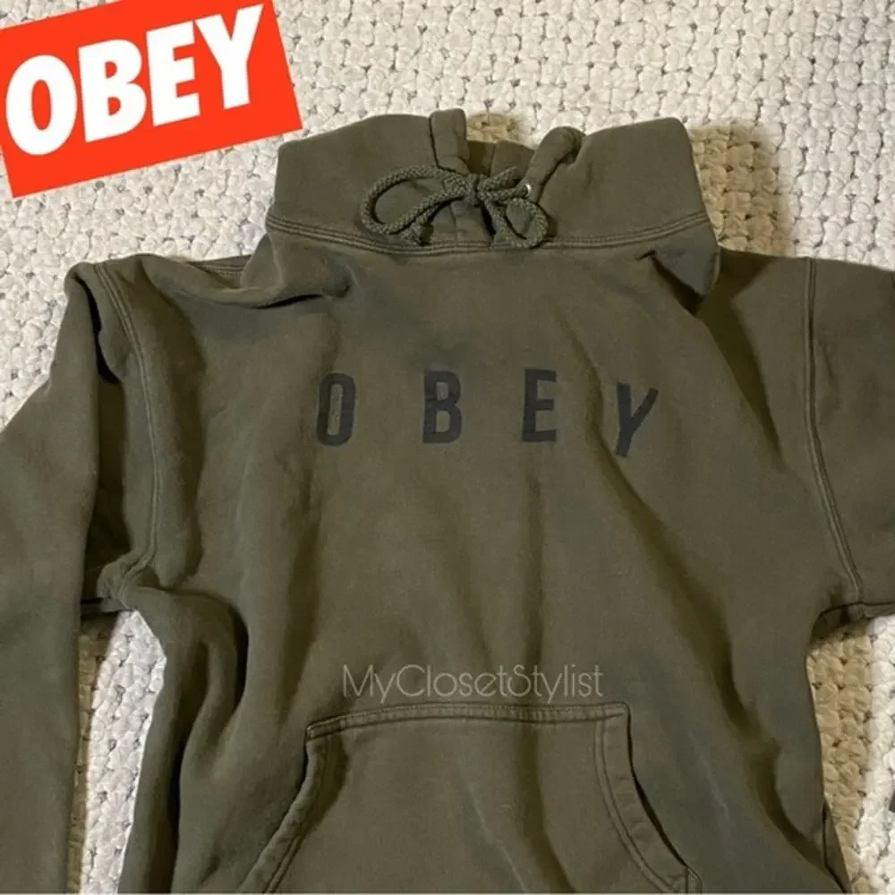 OBEY Signature Mens Logo Hoodie! EUC Near New Medium loden green black